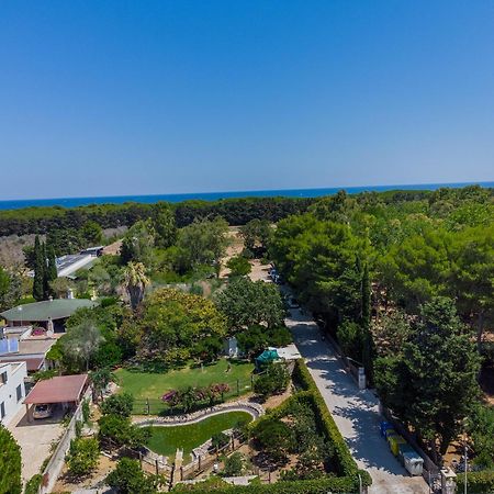 Bio Agriturismo Salos Alimini Zewnętrze zdjęcie