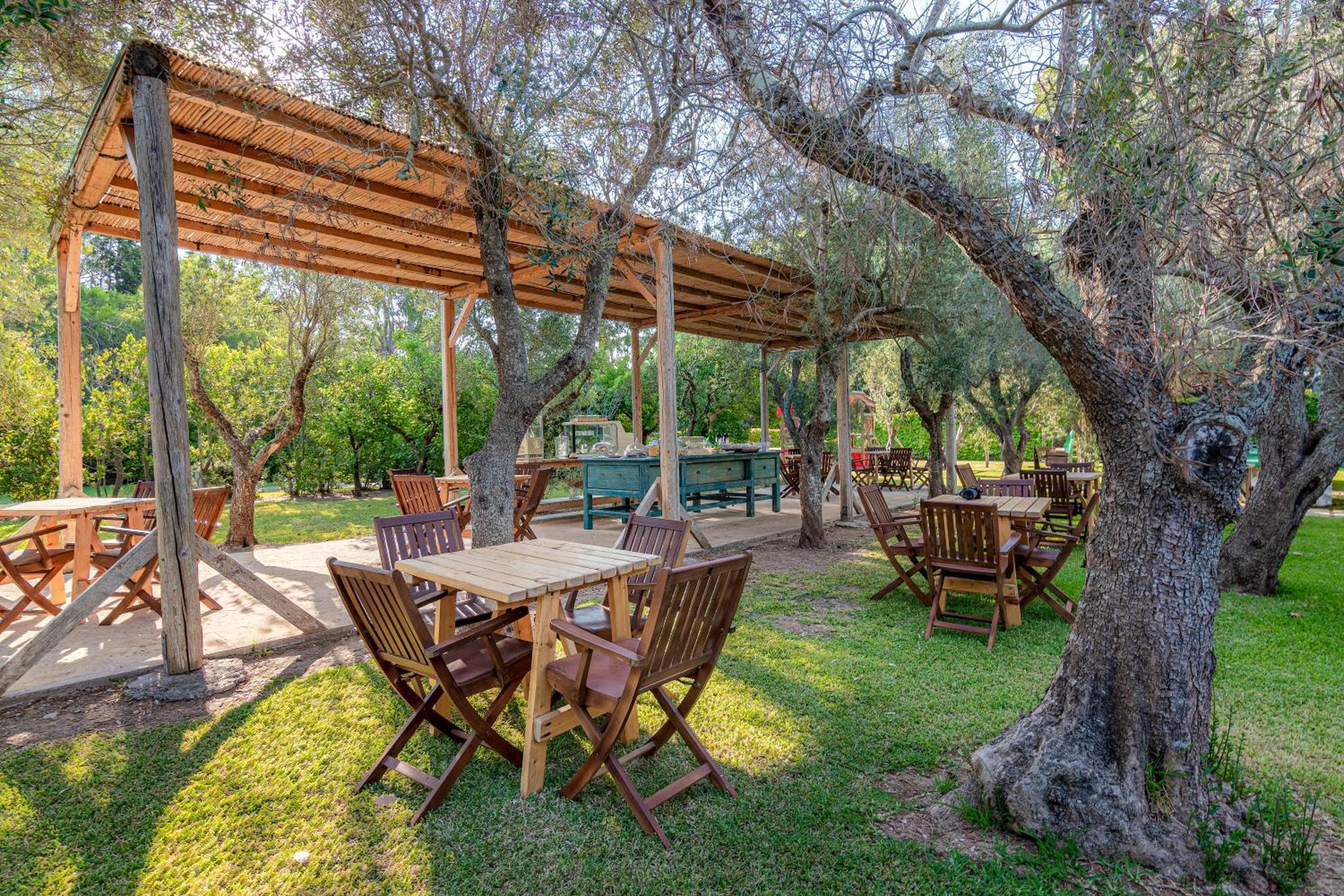 Bio Agriturismo Salos Alimini Zewnętrze zdjęcie