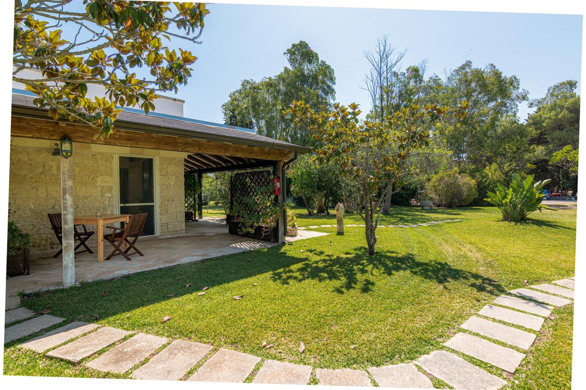 Bio Agriturismo Salos Alimini Zewnętrze zdjęcie
