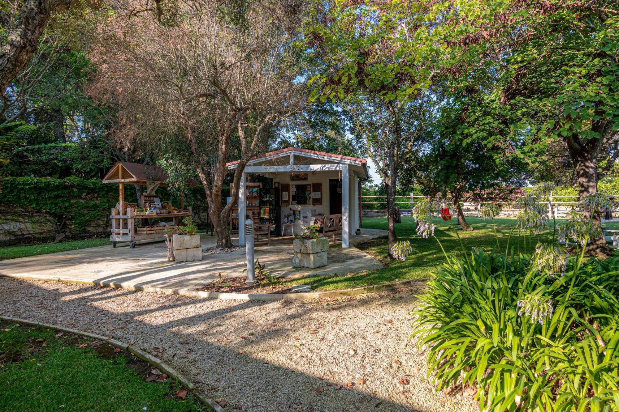 Bio Agriturismo Salos Alimini Zewnętrze zdjęcie