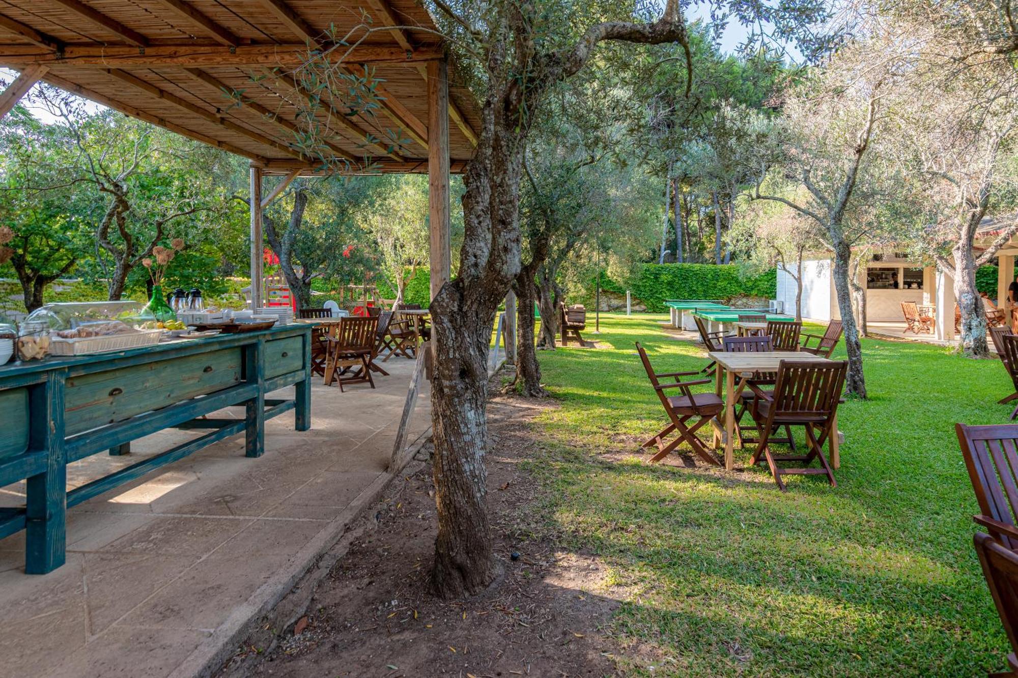 Bio Agriturismo Salos Alimini Zewnętrze zdjęcie